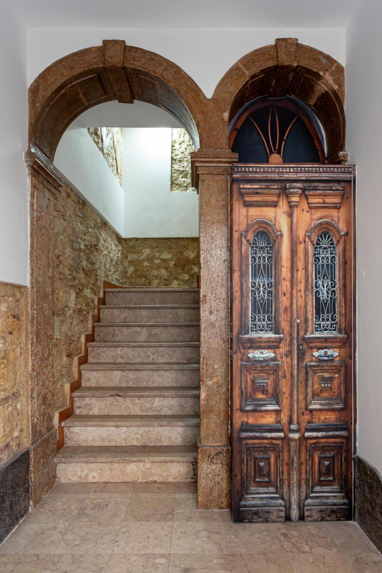 ALTIDO Vintage 2BR Apt in Chiado, nearby Rossio train station Lisboa Exterior foto