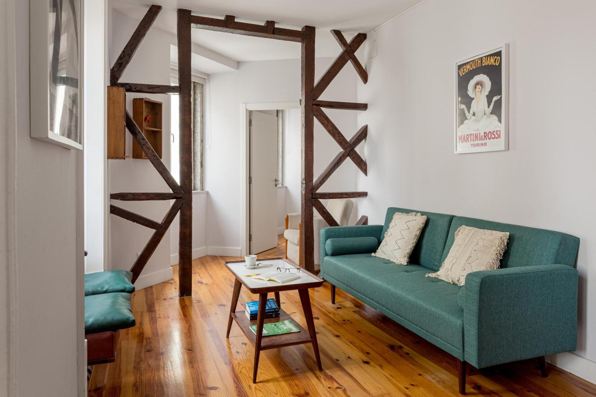ALTIDO Vintage 2BR Apt in Chiado, nearby Rossio train station Lisboa Exterior foto